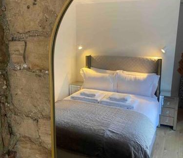 Barnsley Apartment | The Suite Apartment @3