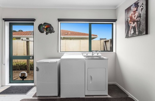Ohope House | The Sun Trap - Ohope Beach Holiday Home