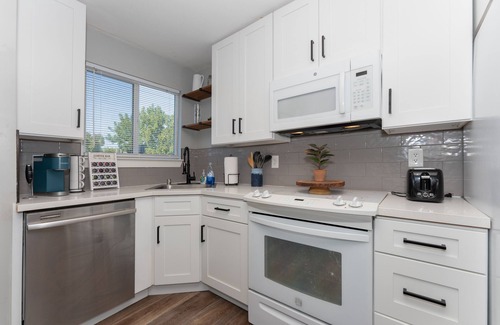 Citrus Heights Apartment | The Sunset Studio - A Picturesque Stay!