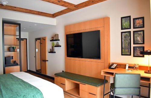 Swiftwater Hotel | The Swiftwater