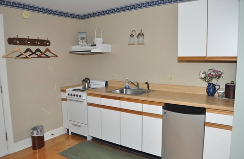 Glen Arbor Bed & Breakfast | The Sylvan Inn