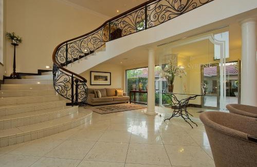 Greater Johannesburg Metropolitan Area Hotel | The Syrene Boutique Hotel