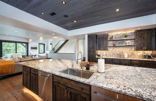 Whitefish House | The Tamarack at Whitefish | 6 Bed, 6.5 Bath
