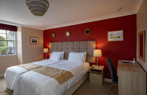 Morebattle Hotel | The Templehall