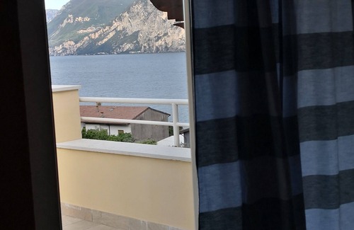 Malcesine Apartment | THE TERRACE ON THE LAKE