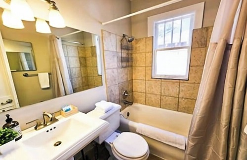 Charlotte Apartment | The Terrace