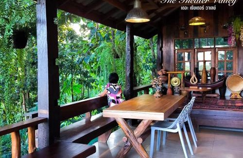 Saluang House | The Theater Valley เดอะ เธียเตอร์ วาเลย์