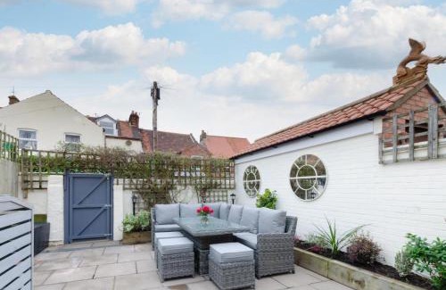 Sheringham House | The Tides