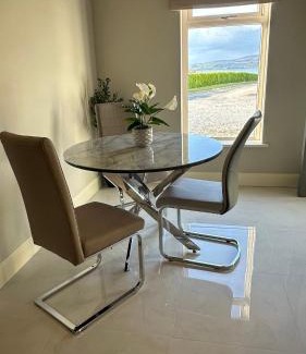 Ringville Apartment | The Tides Inn