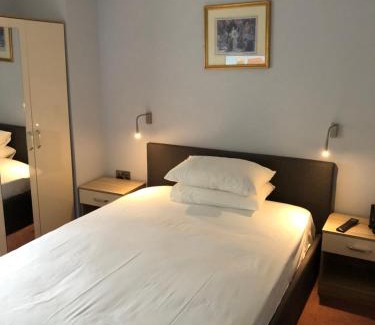 Bridgwater House | The Town Hotel