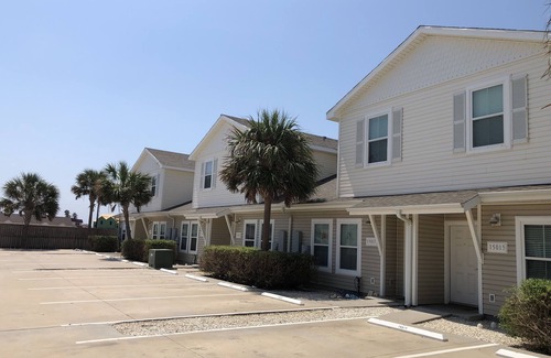 Corpus Christi House | The Townhome Getaway