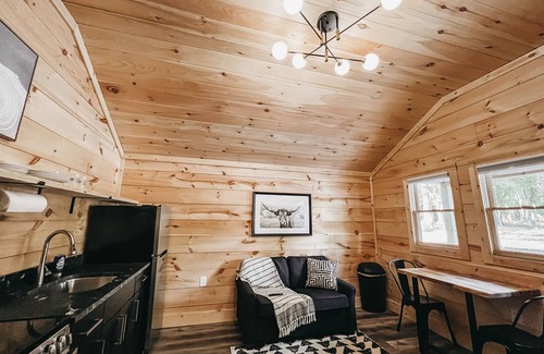 Hartwell RV Rental | The tranquility of the woods is where you'll find Hartwell Cabins and RVs