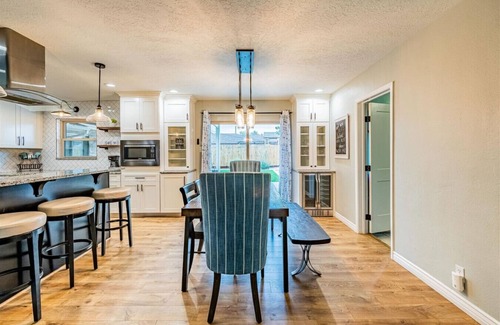 Northeast Heights House | The Tree House on Los Arboles