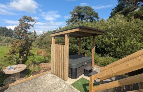 Coleraine House | The Truck With Private Hot Tub - Forest View