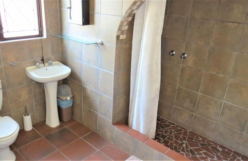 Sea Park Cabin | The Tweni Waterfront Guest Lodge