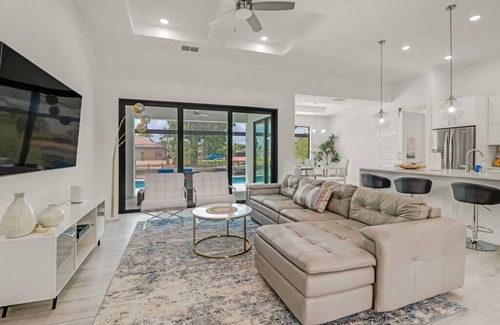 Pelican Villa | The Twins Villa