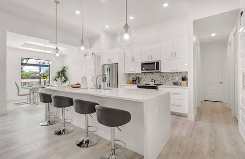 Pelican Villa | The Twins Villa