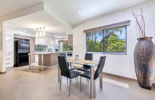 Parap Apartment | The ultimate Darwin retreat for family's.