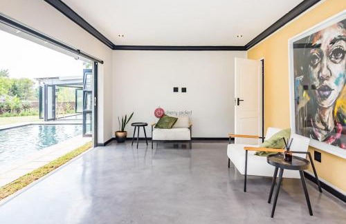 Greater Johannesburg Metropolitan Area Apartment | The Urban Sanctuary Boutique Hotel & Retreat