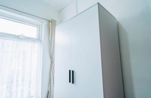 Liverpool Apartment | The Velvet Lounge
