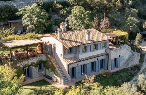 Amelia Villa | The Villa on the Ancient Walls 5*L