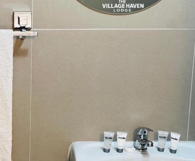 Pienaarsrivier House | The Village Haven Lodge