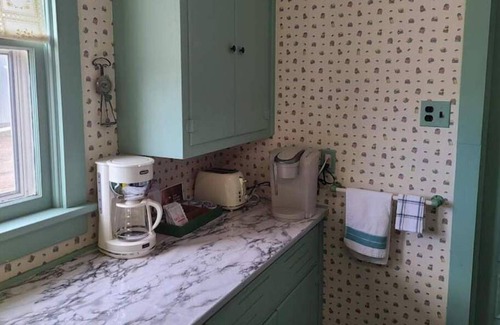 Beaver Crossing Cottage | The Vintage Cottage at Our Place