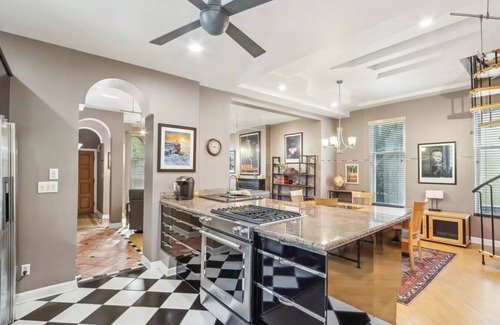 Lower East Side Condo | The Vintage Loft |1BD/2B