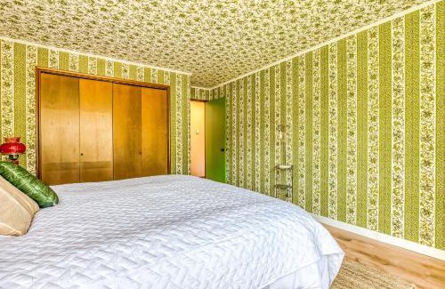 Mosier House | The Wandering Waterfall