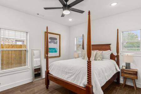 Bentonville House | The Warhol - Pet-Friendly Apartment