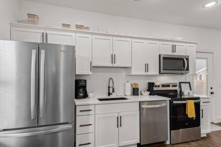 Bentonville House | The Warhol - Pet-Friendly Apartment