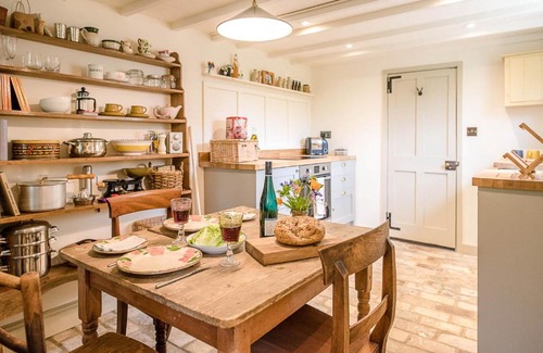 Saxmundham House | The Wash House, Middleton