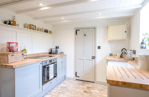 Saxmundham House | The Wash House, Middleton