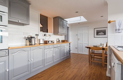 Dungeness House | The Watch Tower - a holiday let by Bloom Stays that sleeps 6 guests in 3 bedrooms