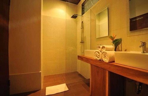 Candi Dasa Hotel | The Watergarden
