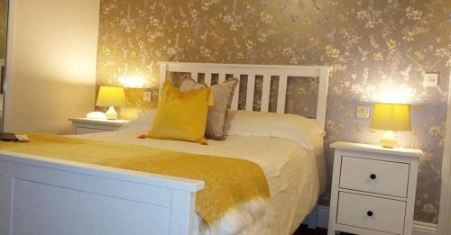 Tuckenhay Bed & Breakfast | The Waterman's Arms
