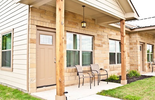 Kyle House | "The Wedgewood"/A Little Bit Country, Close To Town, New, Clean And Fresh.