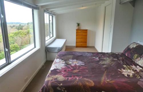 Waimakariri District House | The Wee Glen - Peaceful Country Retreat 2 bed