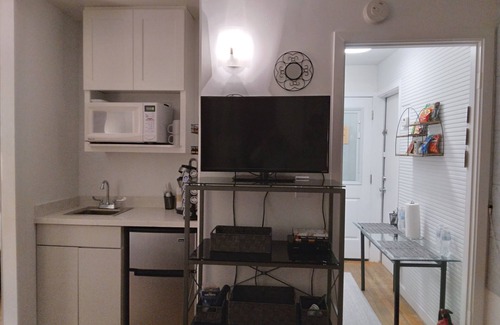 Harbor Apartment | The Welcome Room Guest Suite-Quiet, Private & Safe