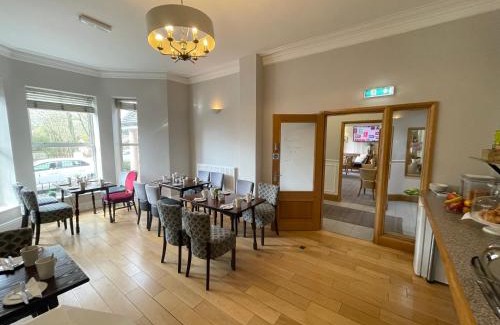 Manchester Hotel | The Westlynne Hotel & Apartments