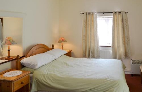 Irstead House | The Wherry Arch