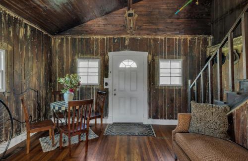 Madison House | The Whiskey River Lodge