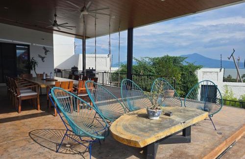 Jocotepec Villa | The White House has everything