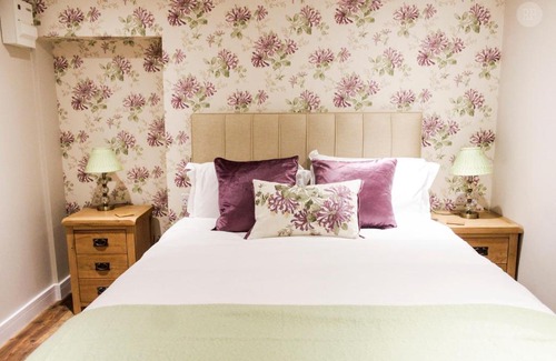 West Meon Hotel | The White Lion, Soberton