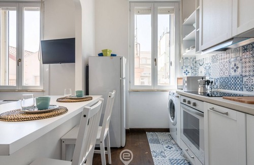 Marina District House | The White Studio