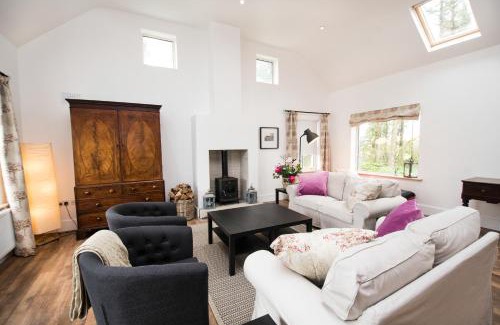 Mullingar House | The Wild Farm Cottage