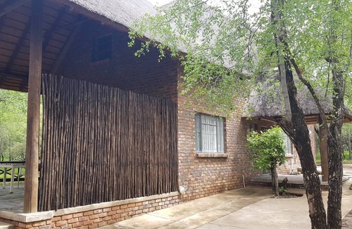 Marloth Park House | The Wild Garden - African bush living as it should be!