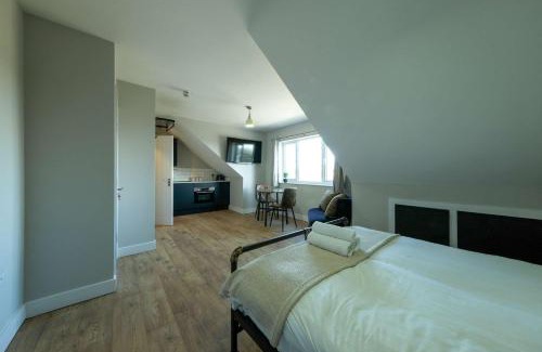 Bradley Stoke Apartment | The Willow - Studio 23