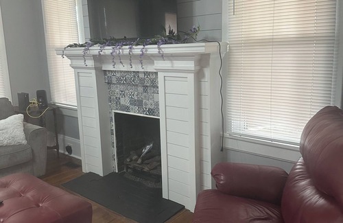 Shelby House | The Wisteria House invites you to relax and enjoy!