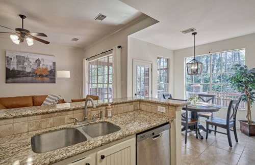 Indian Springs House | The Woodlands 4BR Forest Retreat – Pool, Spa & Nature Trails